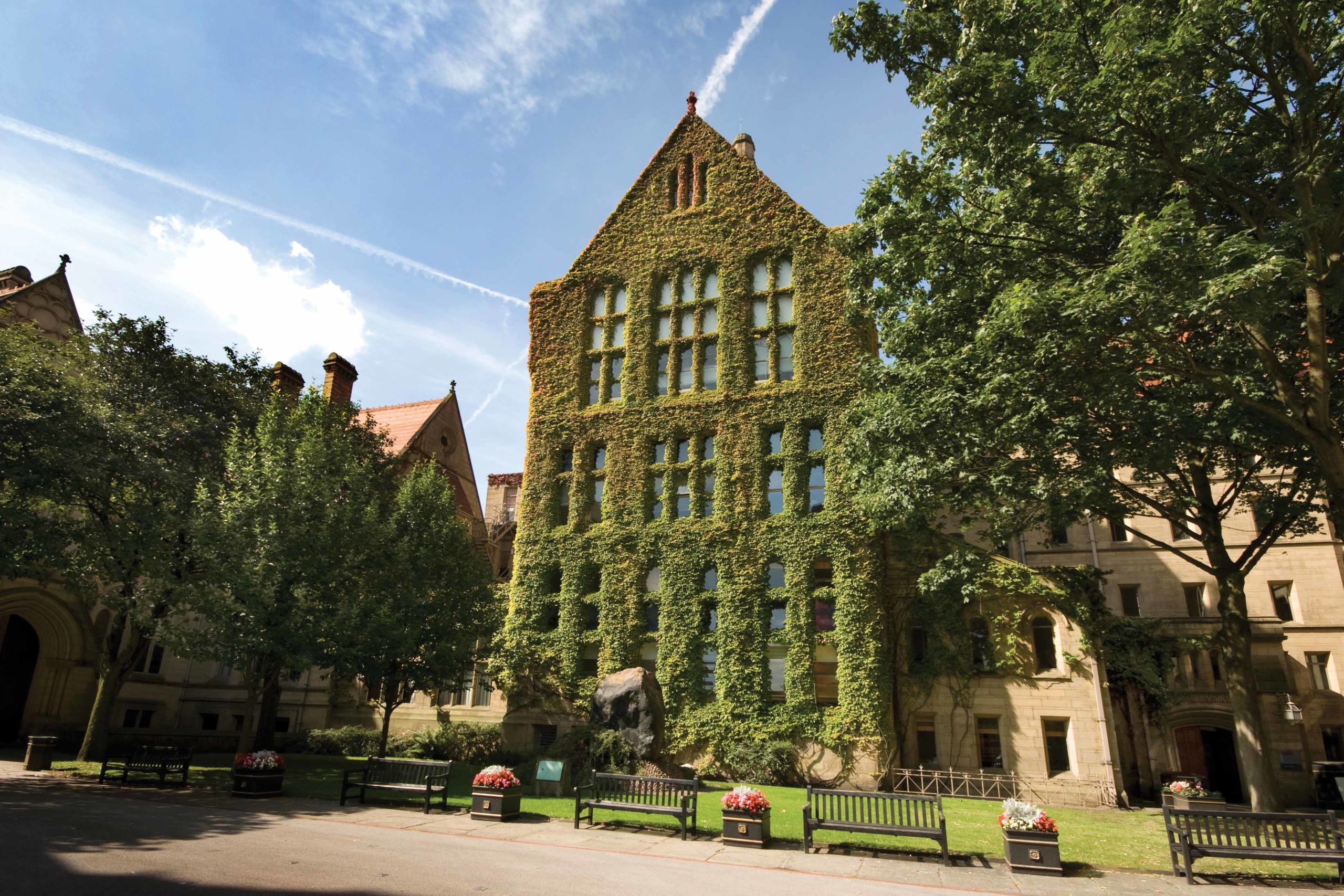 tour of manchester university