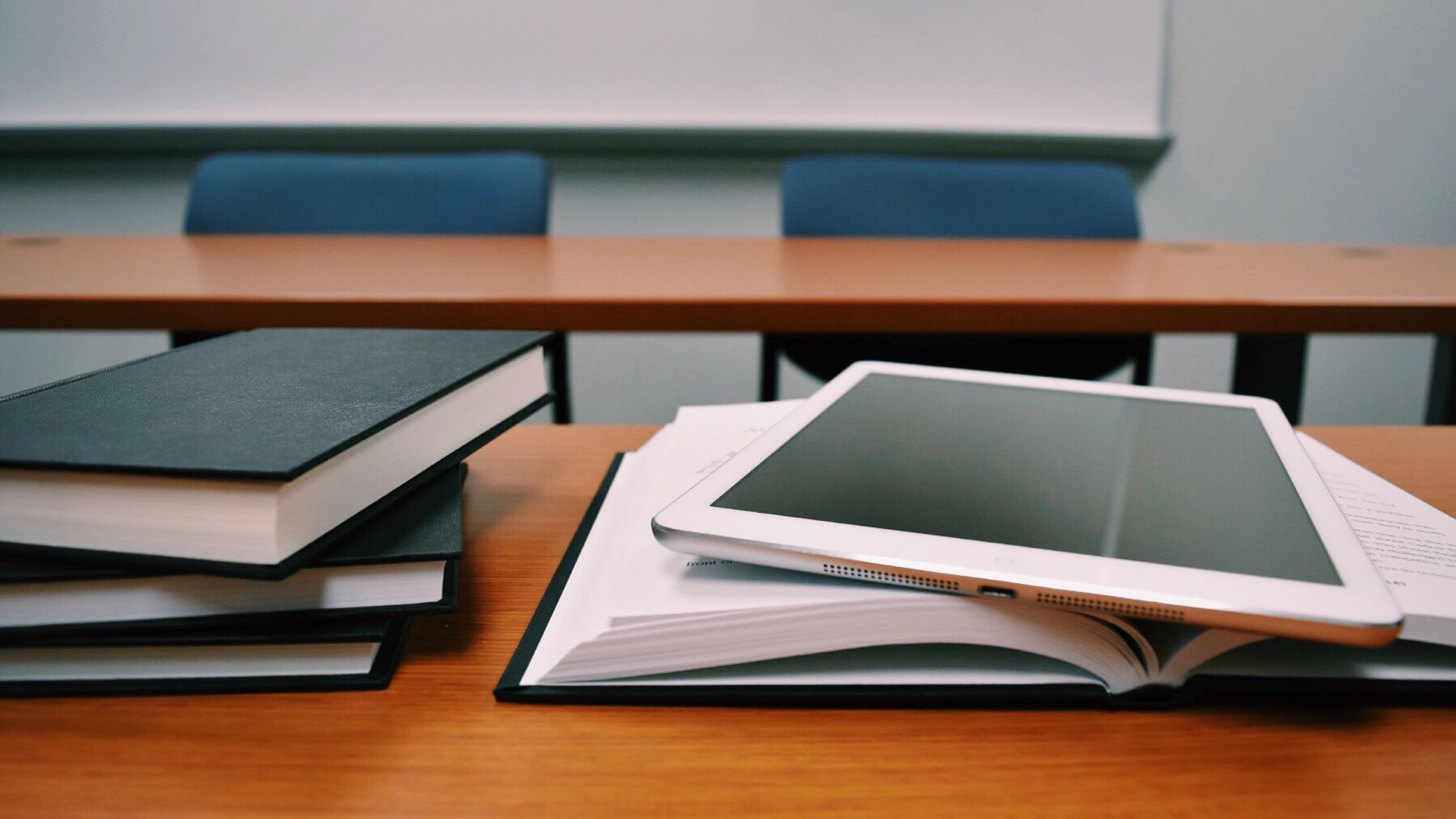 IPad on books